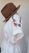 Load image into Gallery viewer, White Linen Dress